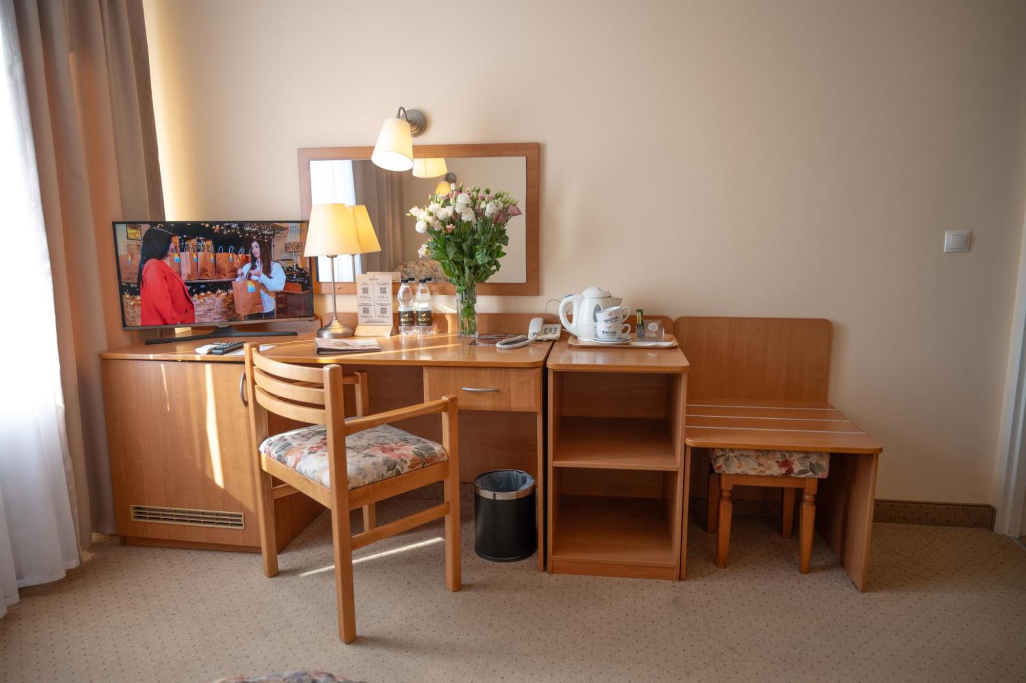 Nadiya Hotel Ivano-Frankivsk Room photo